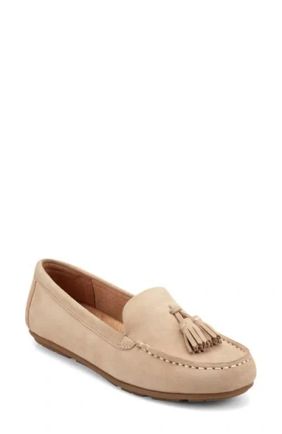 Easy Spirit Joandra Driving Loafer In Nude