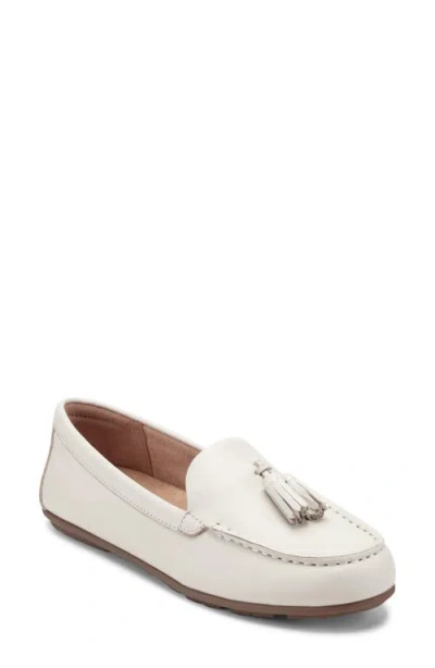 Easy Spirit Joandra Driving Loafer In White