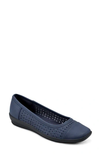 Easy Spirit Luciana Perforated Flat In Navy