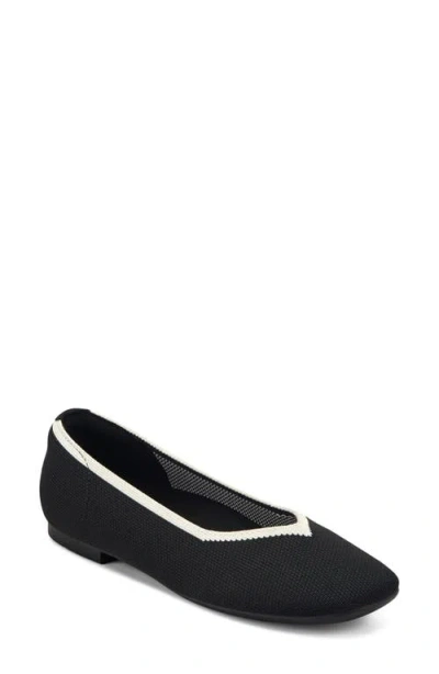 Easy Spirit Norene Flat In Black
