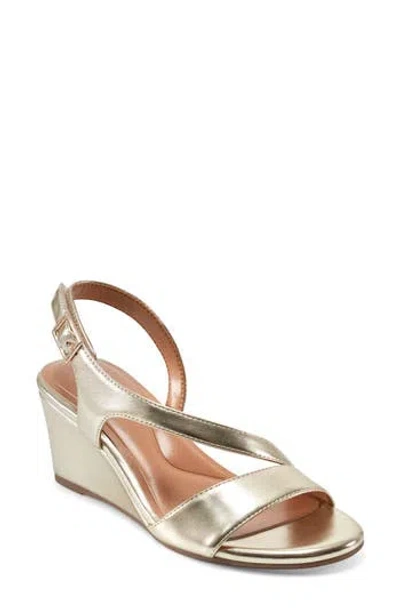 Easy Spirit Sezoe Faux Leather Wedge Sandal In Gold