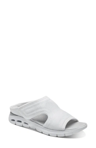 Easy Spirit Taniya Slide Sandal In White