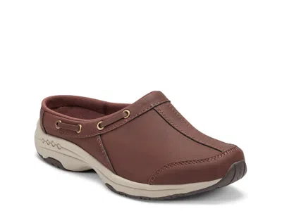 Easy Spirit Travelport Clog In Burgundy