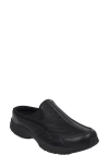 Easy Spirit Traveltime Clog Sneaker In Black