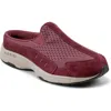 Easy Spirit Traveltime Sneaker In Winter Berry