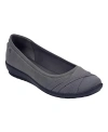 EASY SPIRIT WOMEN'S ACASIA SLIP-ON FLATS