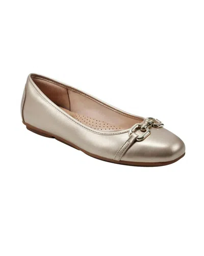 Easy Spirit Women's Baylen3 Ballet Flat In Gold In Gray