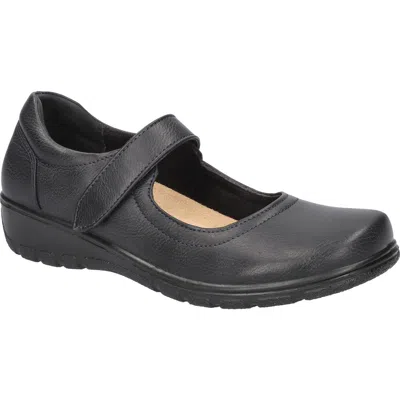 Easy Street Archer Mary Jane Flat In Navy