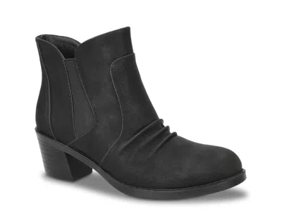 Easy Street Berwick Bootie In Black