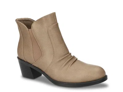 Easy Street Berwick Bootie In Neutral