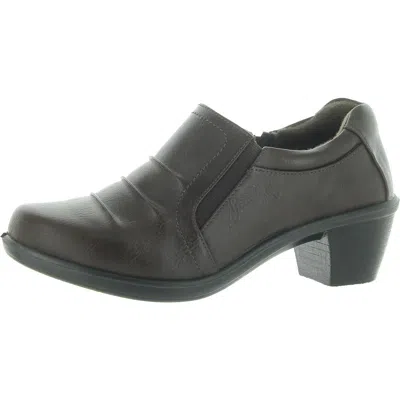 Easy Street Chipper Womens Zip Up Slip On Shooties In Brown