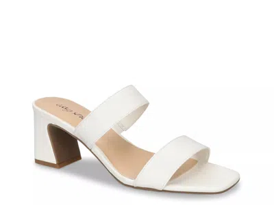 Easy Street Clovelle Slide Sandal In White