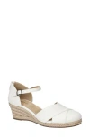 Easy Street Coast Espadrille Wedge Sandal In White Linen Embossed
