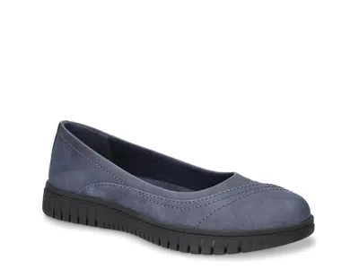 Easy Street Cosma Flat In Blue
