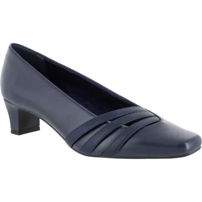 EASY STREET EASY STREET ENTICE BLOCK HEEL PUMP