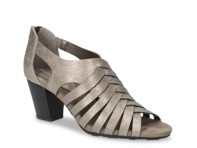 Easy Street Extra Wide Width Vanni Sandal In Gray