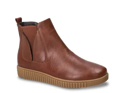 Easy Street Extra Wide Width Wyatt Bootie In Brown