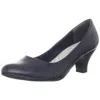 Easy Street Fabulous Classic Pump In Blue
