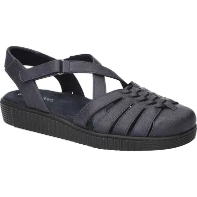 Easy Street Hue Slingback Sandal In Navy