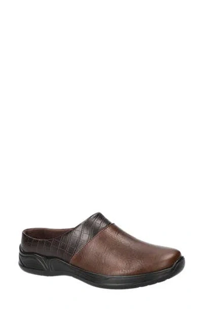 Easy Street Janalee Clog In Brown