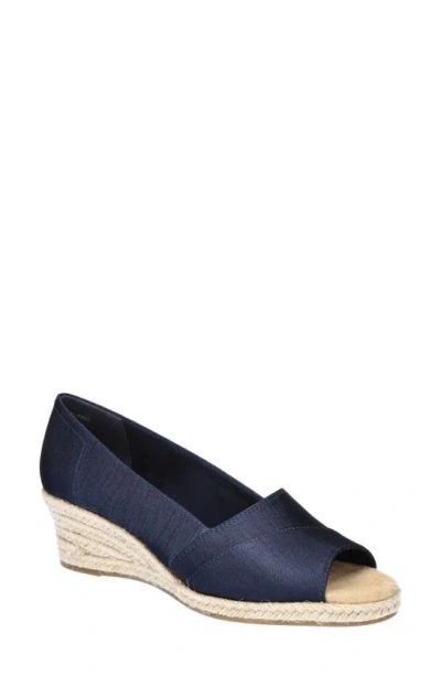 Easy Street Women's Jasper Super Flex Espadrille Sandals In Navy Thai Silk
