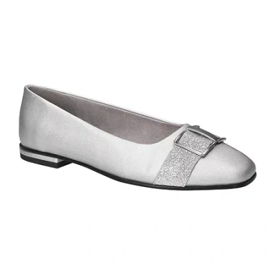 Easy Street Keely Womens Square Closed Toe Slip-on Shoe In Silver