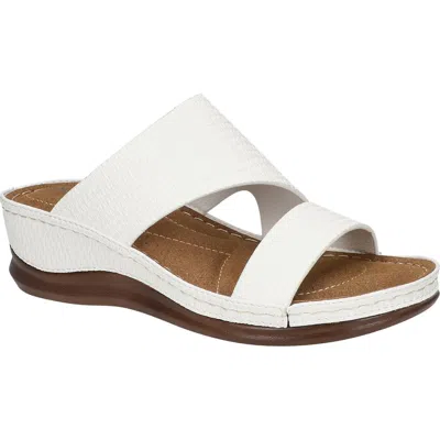 Easy Street Womens Larrain Wedge Sandals In White