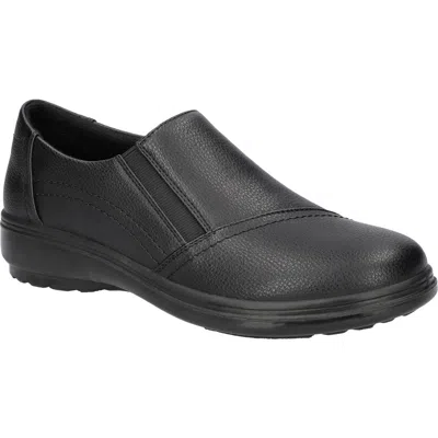 Easy Street Maple Loafer In Black