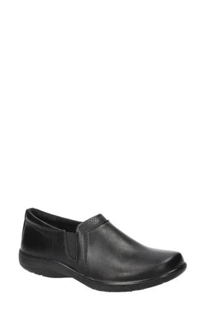 Easy Street Moira Faux Leather Slip-on In Black