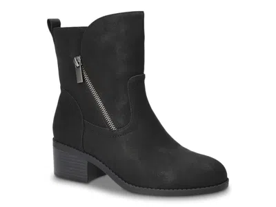 Easy Street Rocky Bootie In Black