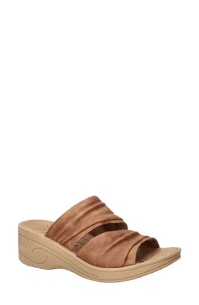 Easy Street Seeker Ruched Sandal In Tan