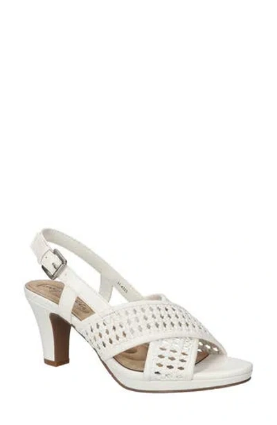 Easy Street Sol Slingback Pump In White