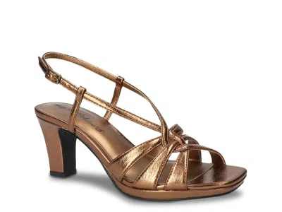Easy Street Valorie Platform Sandal