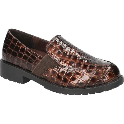 Easy Street Vanessa Loafer In Brown