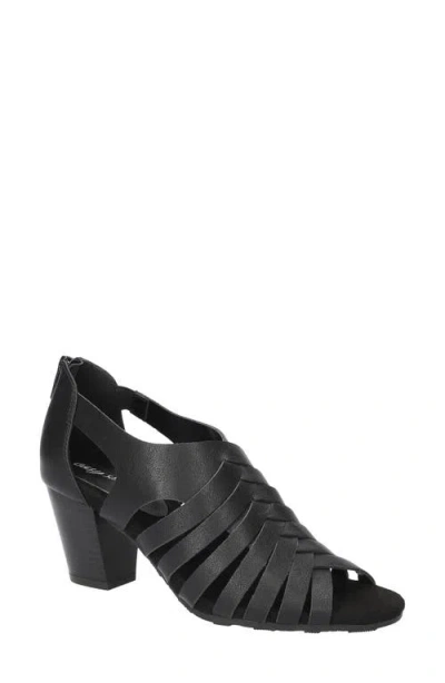 Easy Street Vanni Sandal In Black