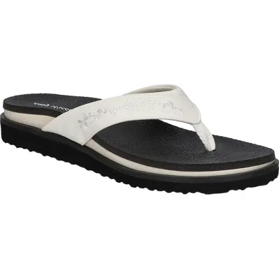 Easy Street Womens Wanderlust Slide Sandals In Multi