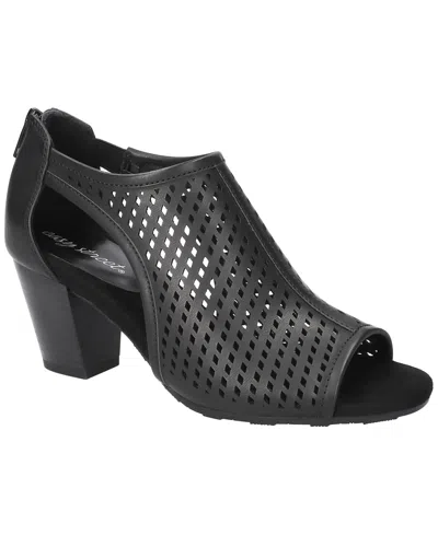 Easy Street Women's Amiri Block Heel Sandals In Black