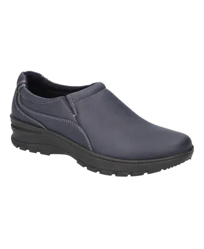 Easy Street Women's Jayn Slip Resistant Flats In Navy