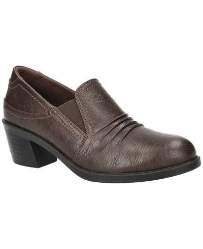 Easy Street Women's Joplin Comfort Shooties In Brown