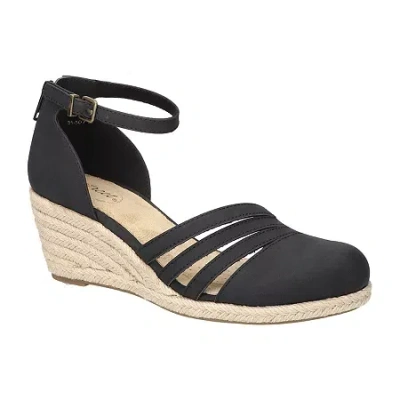 Easy Street Womens Daytona Wedge Sandals In Black