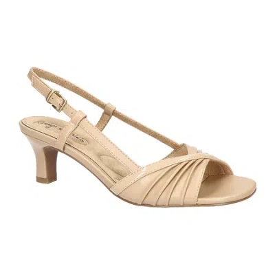 Easy Street Womens Delite Heeled Sandals In Nude