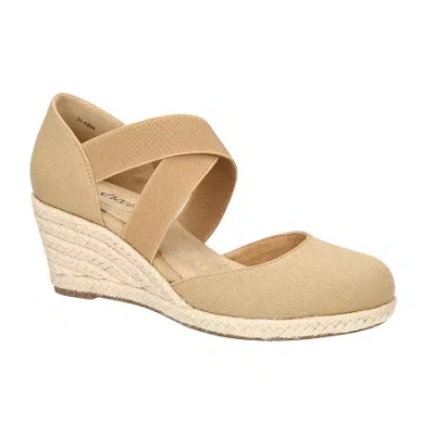 Easy Street Pari Espadrille Platform Wedge In Brown