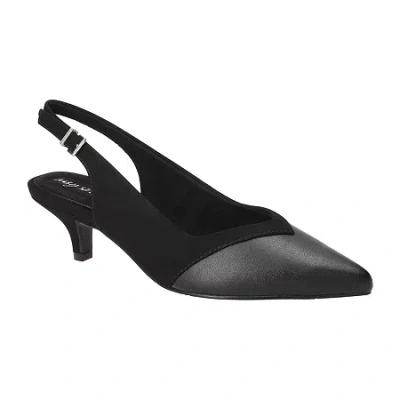 Easy Street Womens Pointed Closed Toe Kitten Heel Pumps In Black