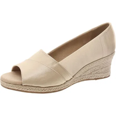 Easy Street Womens Slip On Peep Toe Espadrilles In Gold