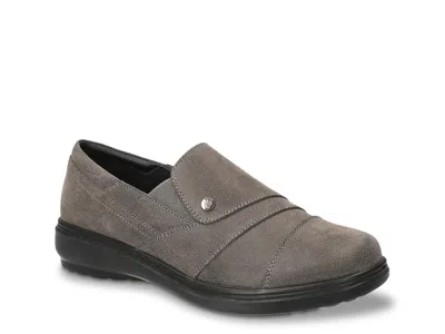 Easy Street Zilla Slipon In Black