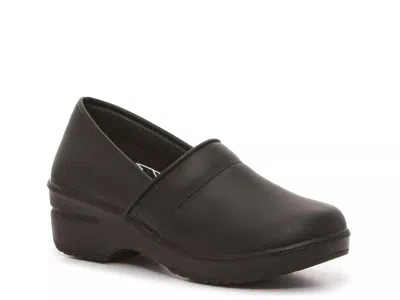 Easy Works By Easy Street Lyndee Work Slipon In Black