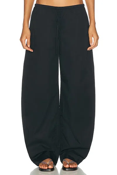 Eaves Lana Barrel Leg Pant In Black