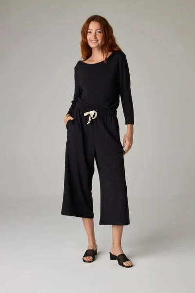 EAVOLU EAVOLU BAIKAL ECO-LUXE FLEECE CROP PANT