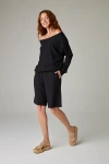 Eavolu Baikal Eco-luxe Fleece Off-shoulder Crop Top In Black