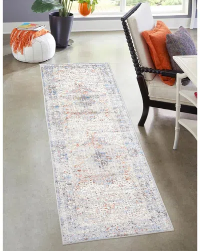Ecarpet Leila Traditional Rug In White